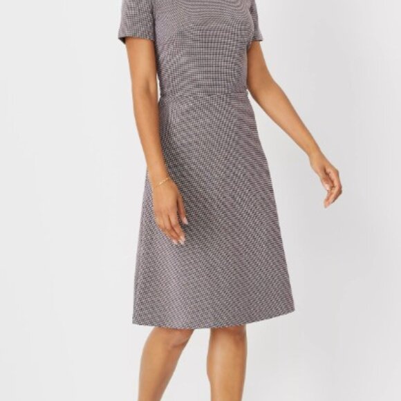 Ann Taylor Burgundy Houndstooth Pattern Flare Dress Sz 14 - NEW! - Picture 2 of 4